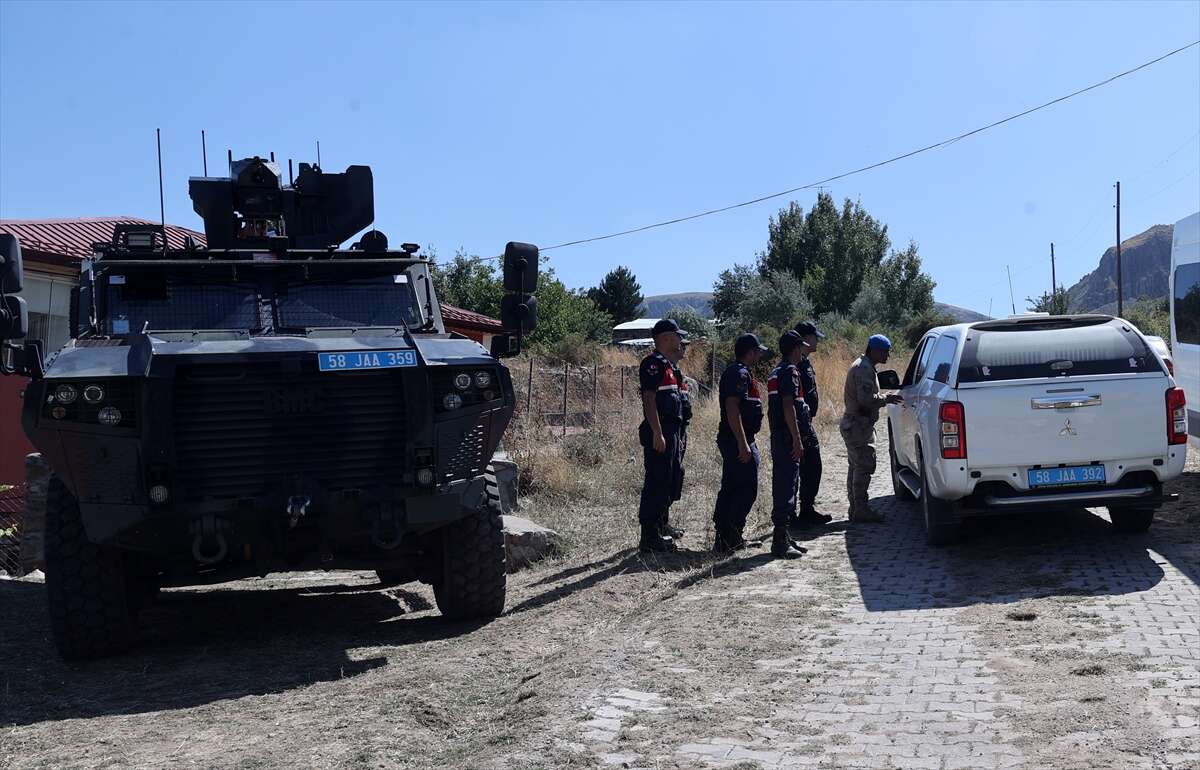 Kayıp 11 aylık Büşra’dan iz yok! Annenin değişen ifadeleri sonrası 10 gözaltı 14